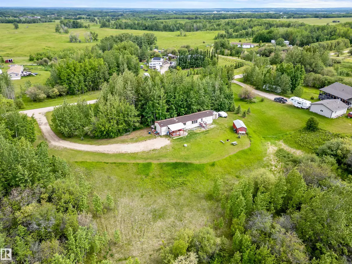 Rural Lac Ste. Anne County, AB T0E 1V0,#32 54207 RGE RD 25