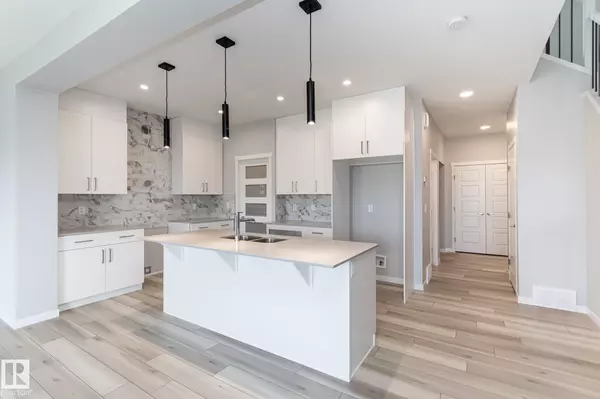 Spruce Grove, AB T7X 4B7,13 EMPRESS WY