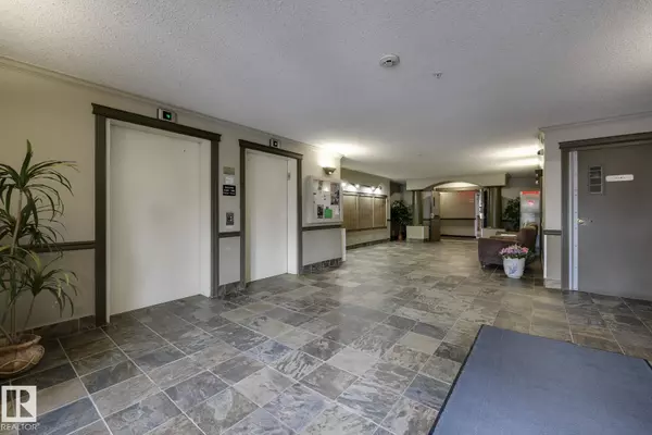 Edmonton, AB T5A 5H2,#312 592 HOOKE RD NW