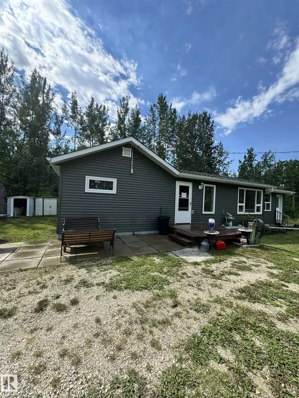 Rural Lac Ste. Anne County, AB T0E 1A0,55118 RGE RD 33