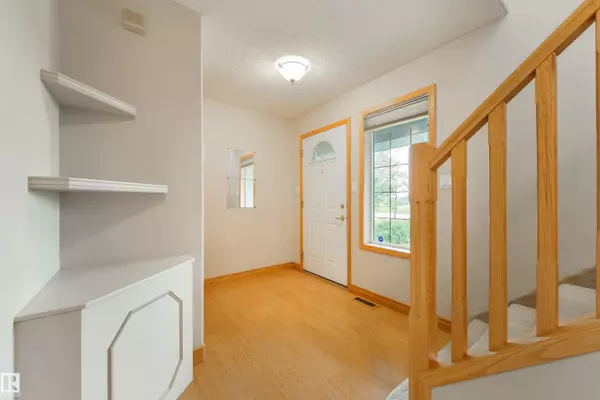 Cardiff, AB T8R 1P4,378 Paquin ST