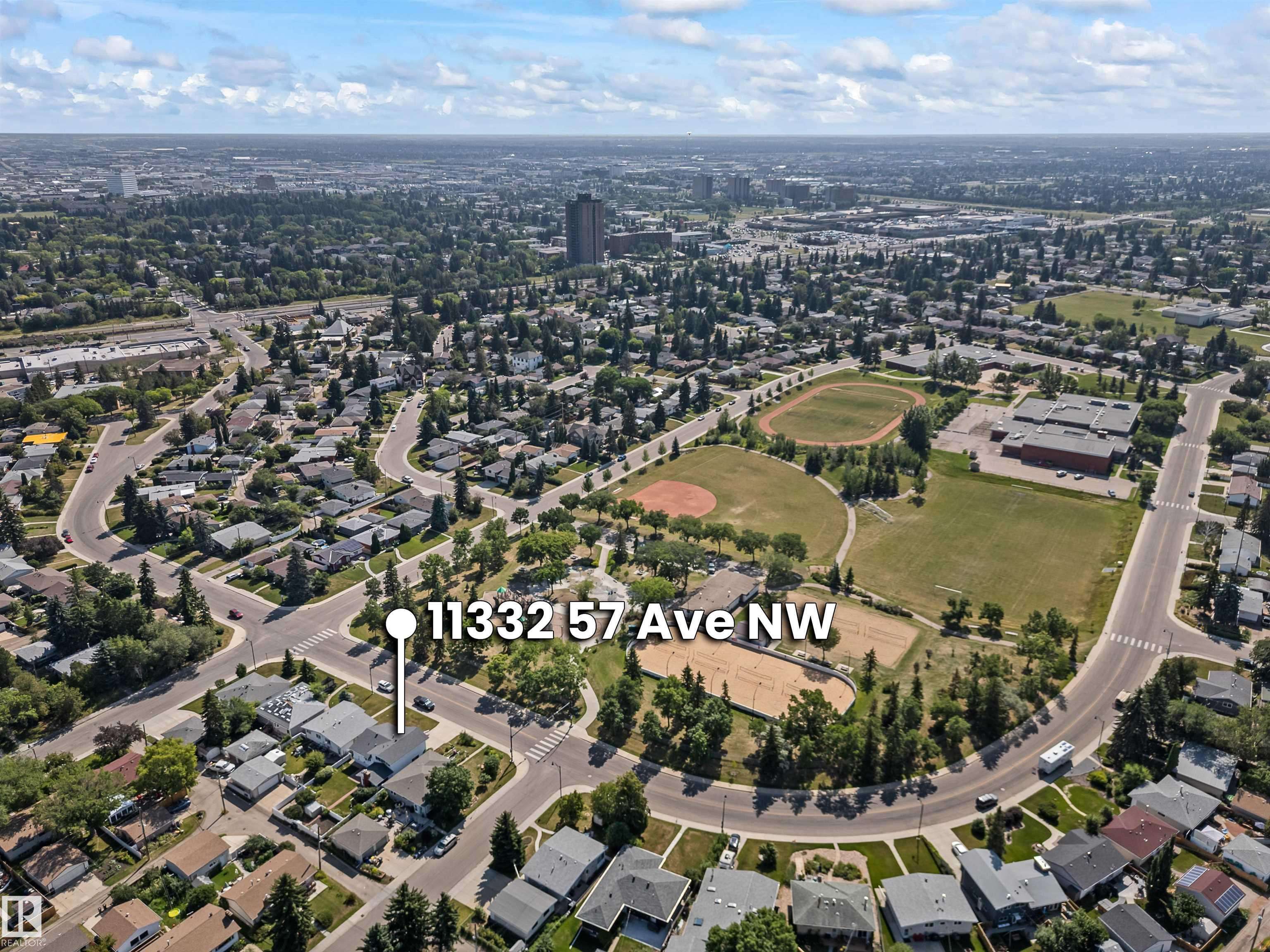 Edmonton, AB T6H 1B1,11332 57 AV NW