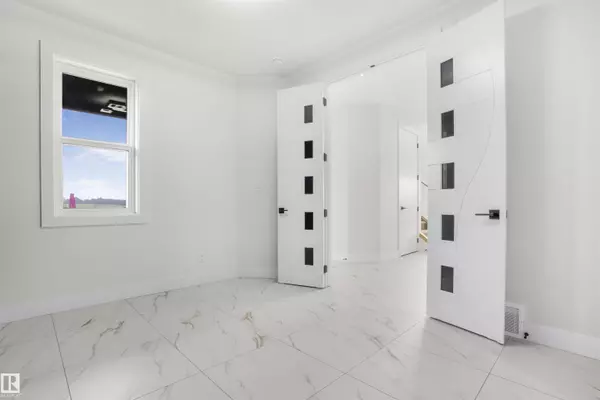 Beaumont, AB T4X 3B6,4010 40 ST