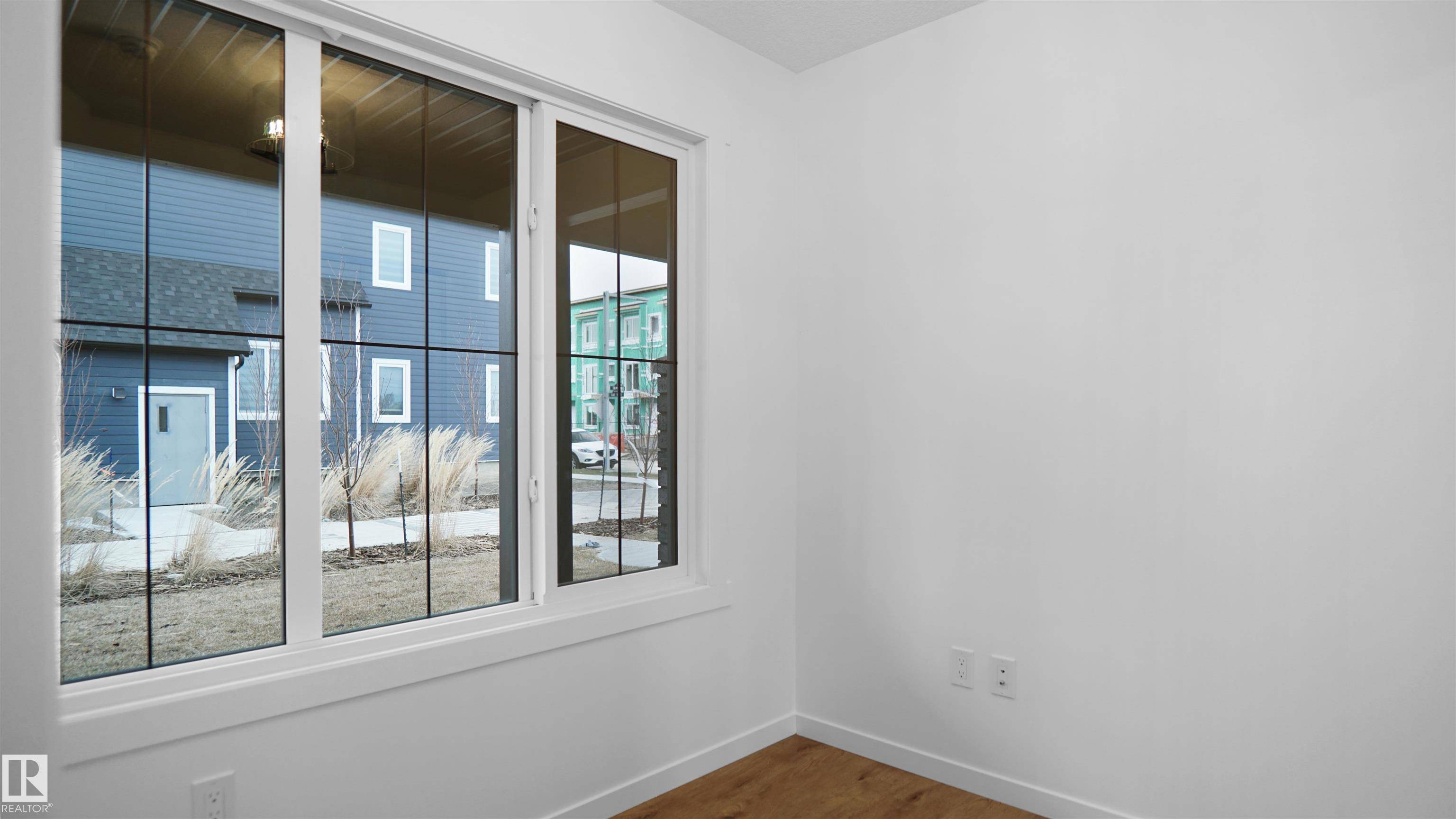 Edmonton, AB T5G 2P9,#25 29 Airport RD NW