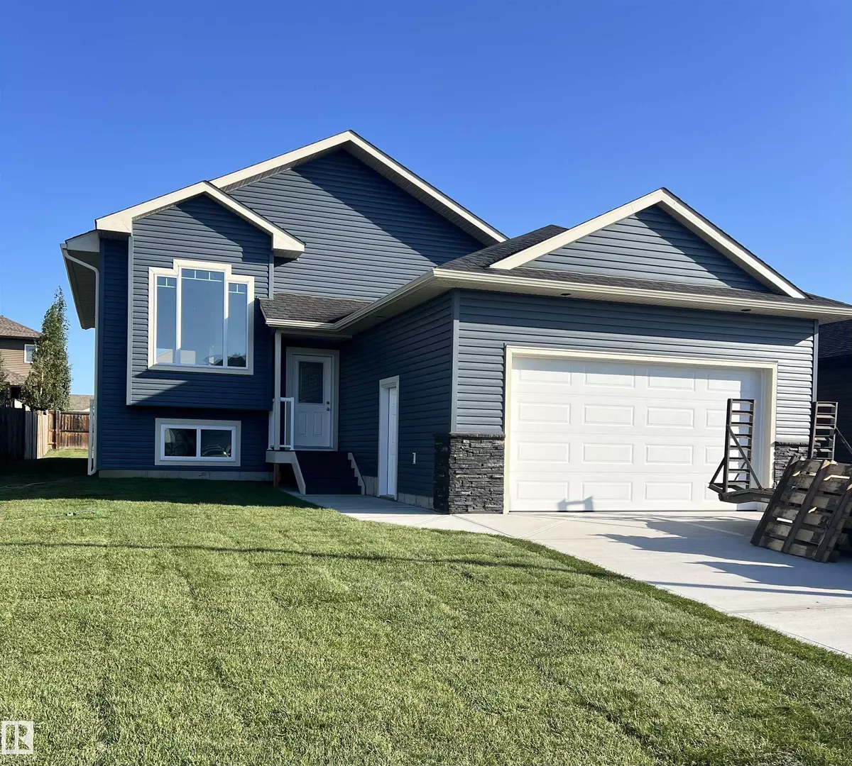 Cold Lake, AB T9M 0E7,4926 57 AV