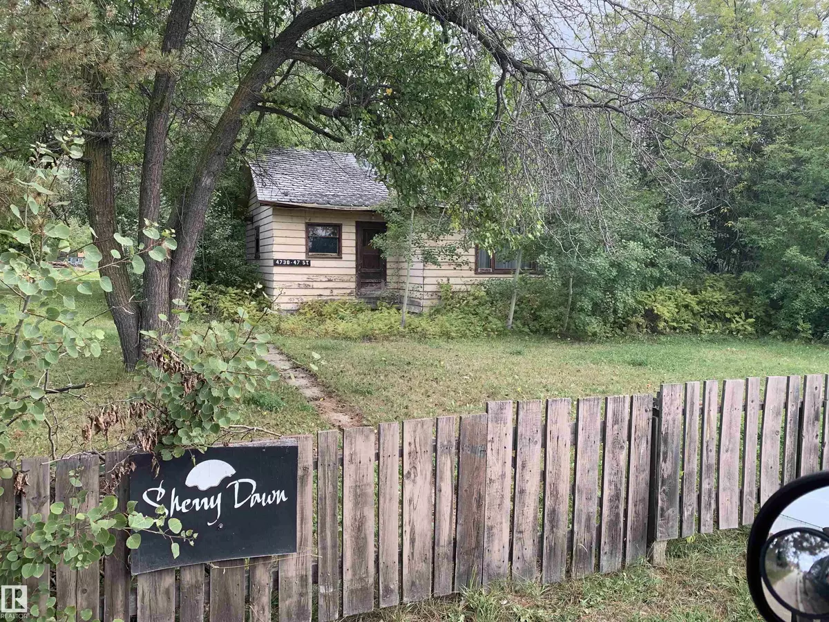 Rural Lac Ste. Anne County, AB T0E 0A0,4735 47 ST