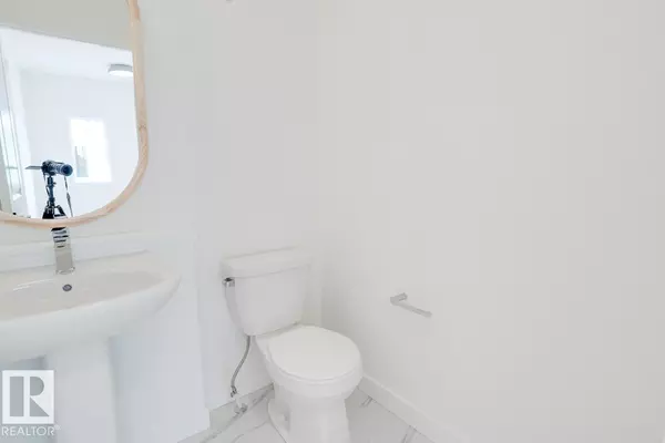 St. Albert, AB T8T 2C5,69 CHAMBERY CR