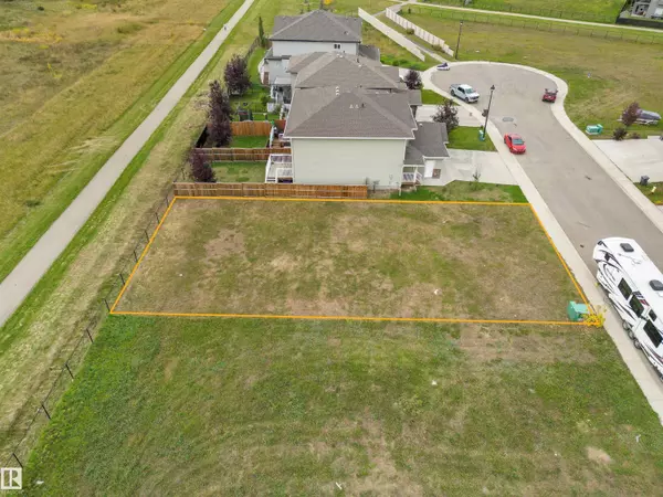 Drayton Valley, AB T7A 0B5,4009 & 4011 41 B Avenue