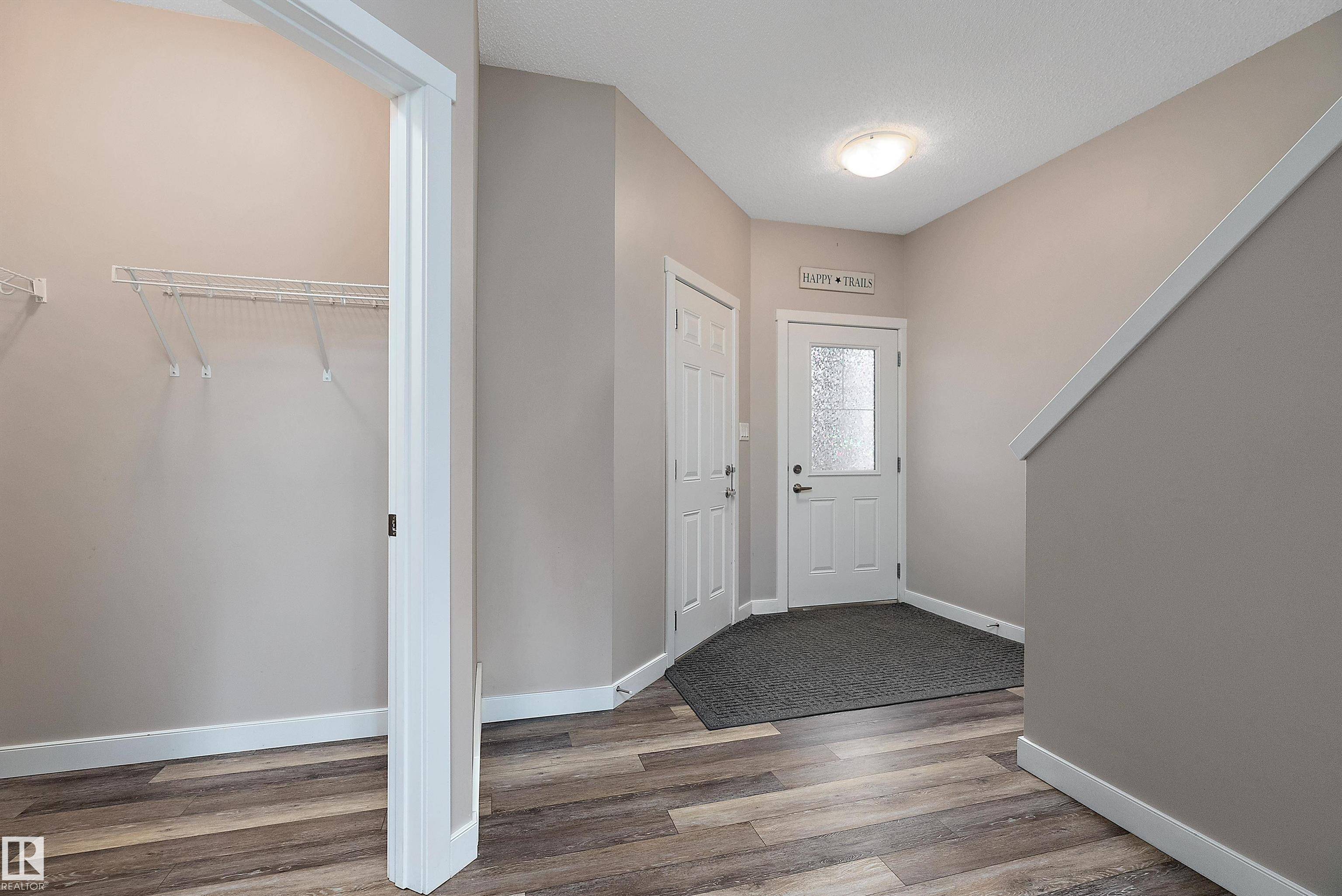 Fort Saskatchewan, AB T8L 0E7,3 REDDING WY