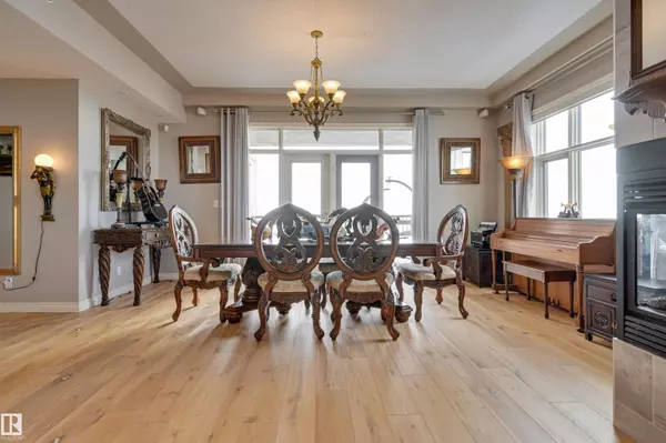 Edmonton, AB T5H 3S8,#2004 9020 Jasper AV NW