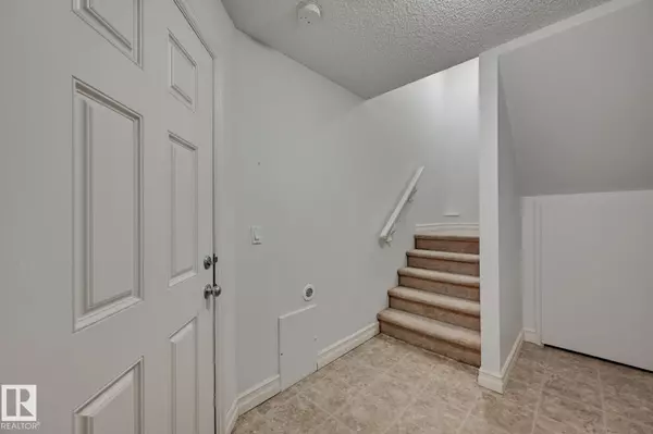 Sherwood Park, AB T8H 0J1,#139 2336 ASPEN TR