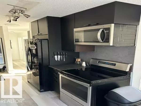 Edmonton, AB T5M 0S3,#307 10720 127 ST NW