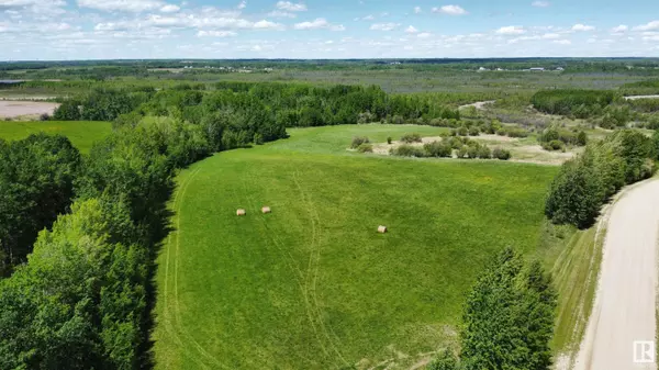 Rural Parkland County, AB T7Y 3M9,2432 TWP. RD. 530