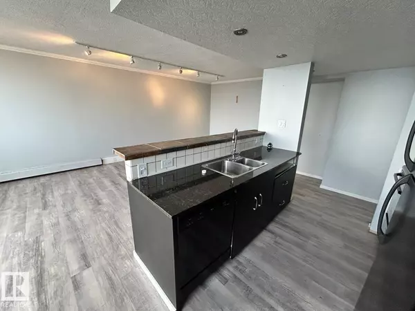 Edmonton, AB T5K 2G5,#2205 9909 104 ST NW