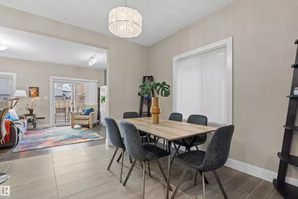 Edmonton, AB T5Y 3S6,6009 168 AV NW