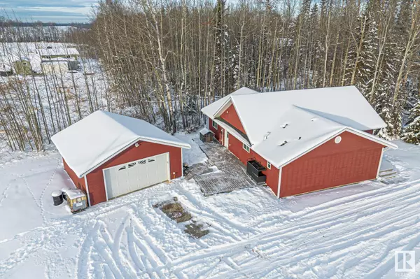 Rural Lac Ste. Anne County, AB T0E 0A1,#611 54426 RGE ROAD 40