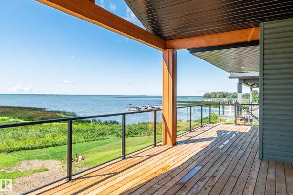 Rural Lac Ste. Anne County, AB T0E 1A1,11 55101 STE. ANNE TR