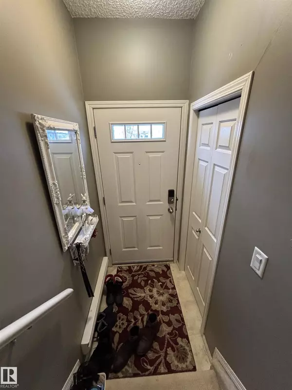 Sherwood Park, AB T8H 2R3,#250 460 CRANBERRY WY