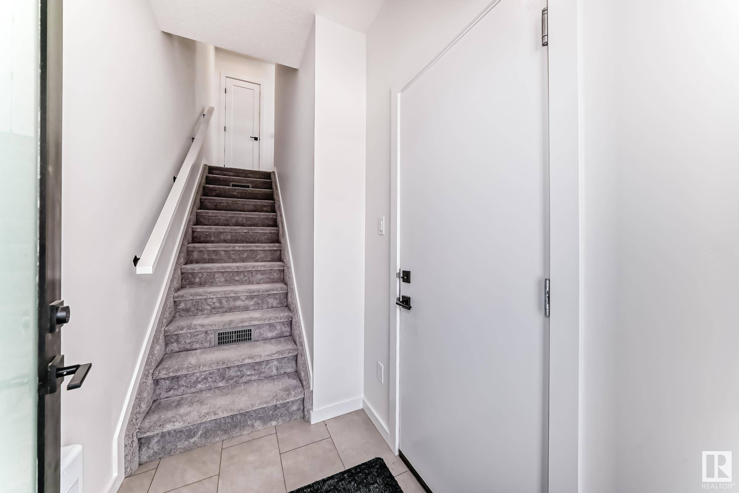 St. Albert, AB T8N 7X8,#8 5 Rondeau DR