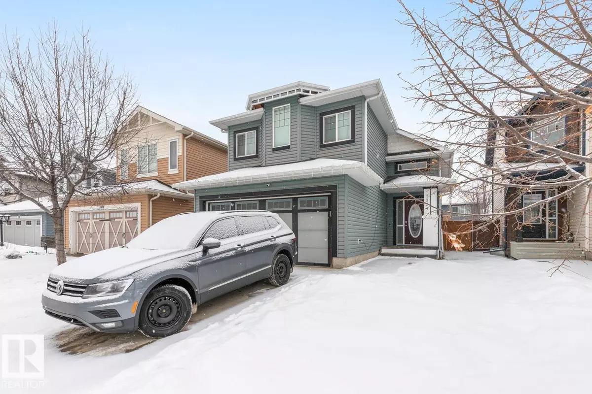 Sherwood Park, AB T8H 0L1,7334 ESSEX RD