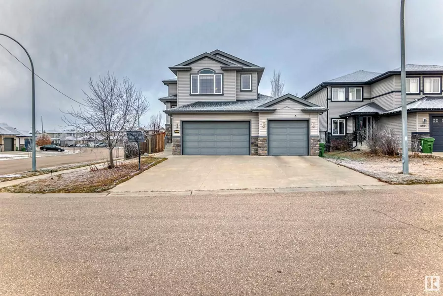 8402 94 ST, Morinville, AB T8R 0A7