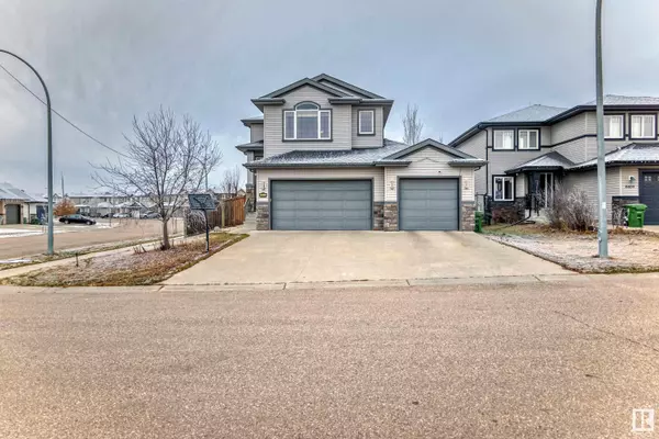 8402 94 ST, Morinville, AB T8R 0A7