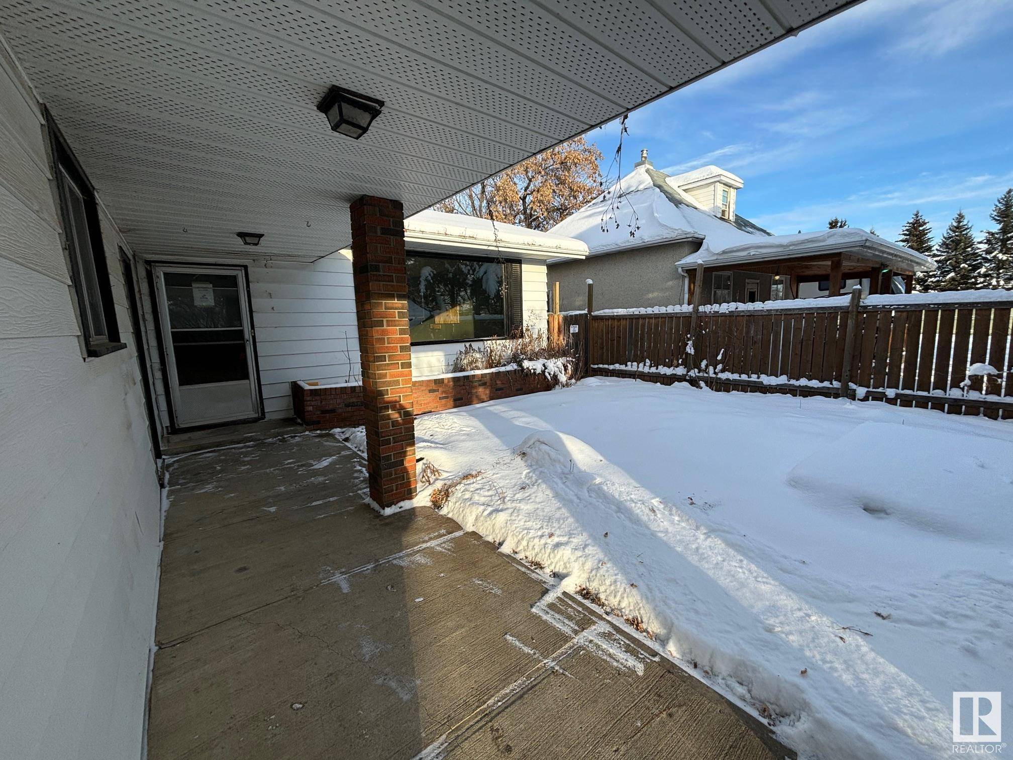 Bruderheim, AB T0B 0S0,5316 52 AV