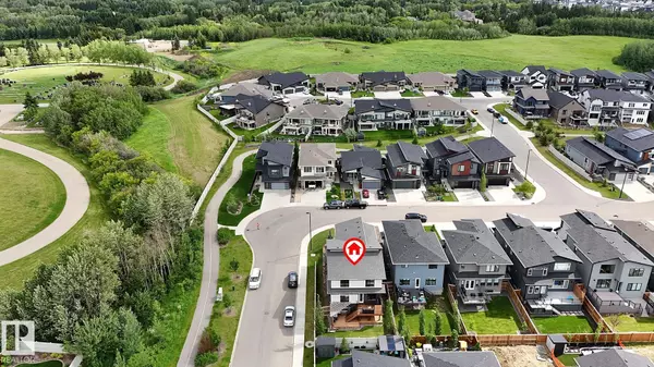 Sherwood Park, AB T8B 0C2,44 AMESBURY WD