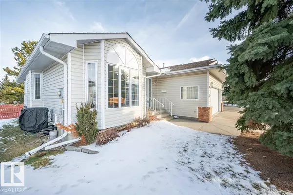 Sherwood Park, AB T8H 5W5,#32 7 CRANFORD WY