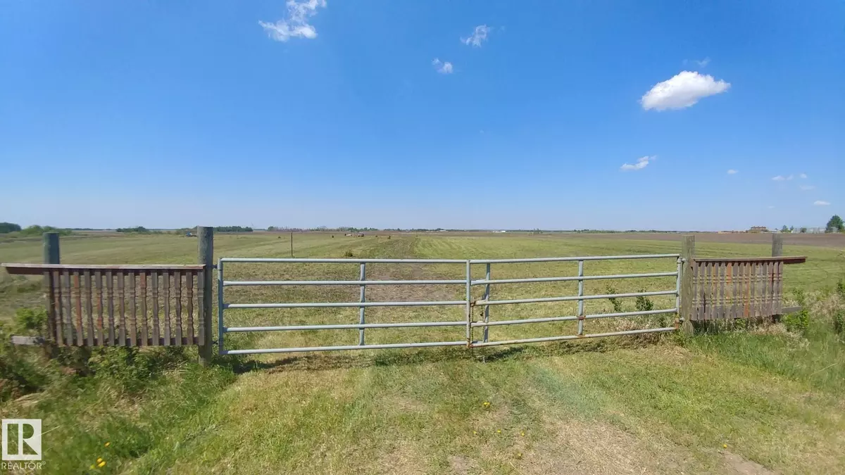 Rural Lamont County, AB T0B 0W0,Range Road 183 RD