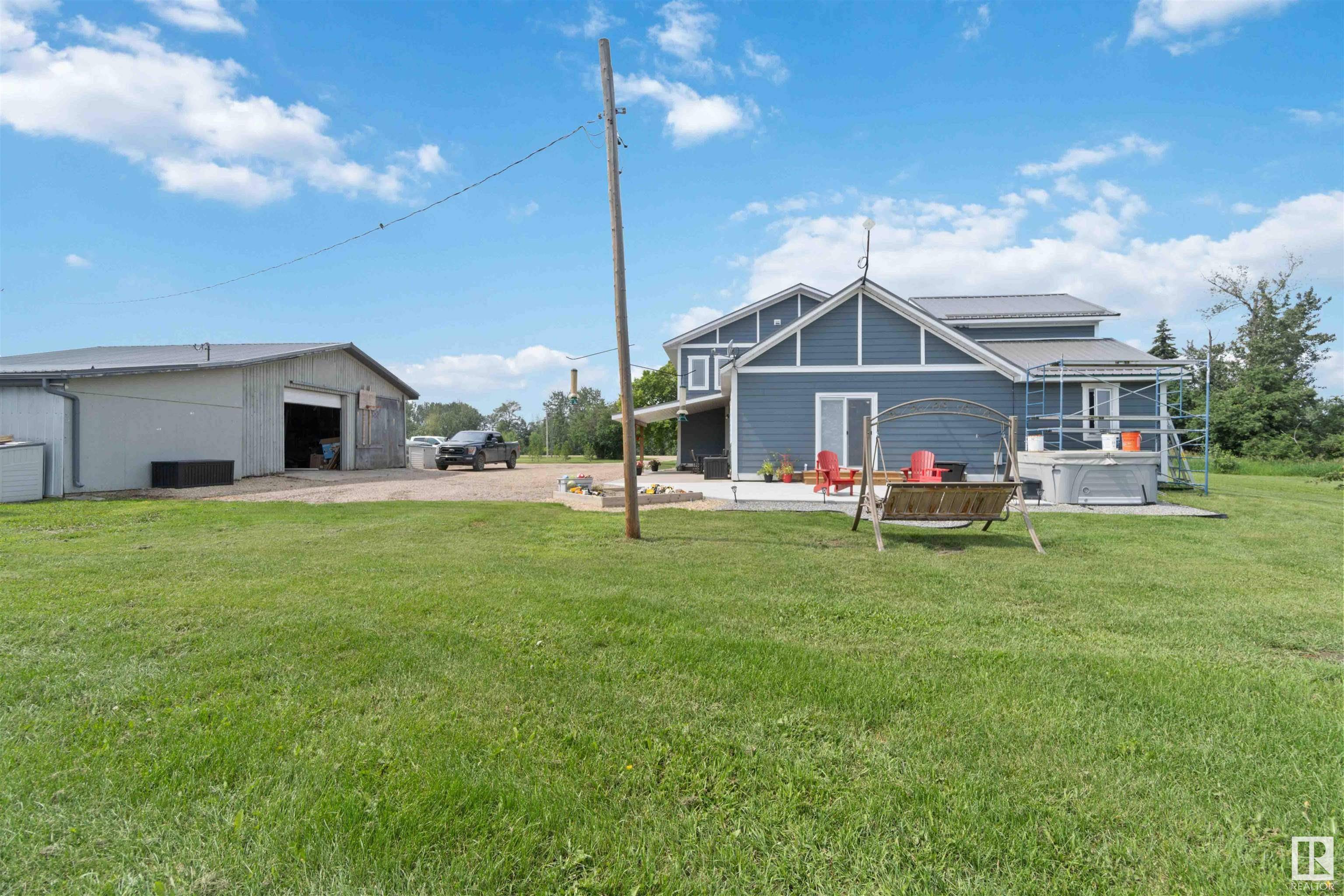 Rural Sturgeon County, AB T0A 0K3,1 56221 RGE RD 242