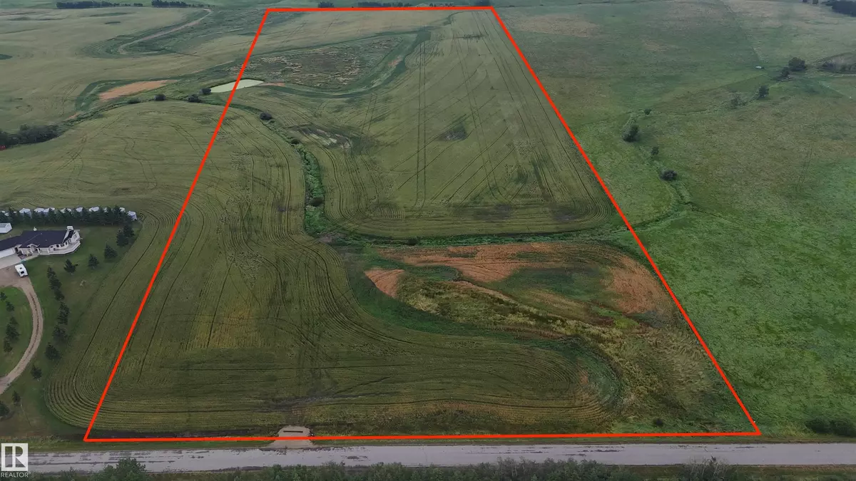 Rural Strathcona County, AB T8B 1K6,51111 RR 233