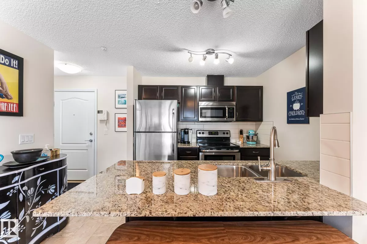 Sherwood Park, AB T8H 0N9,#204 271 CHARLOTTE WY