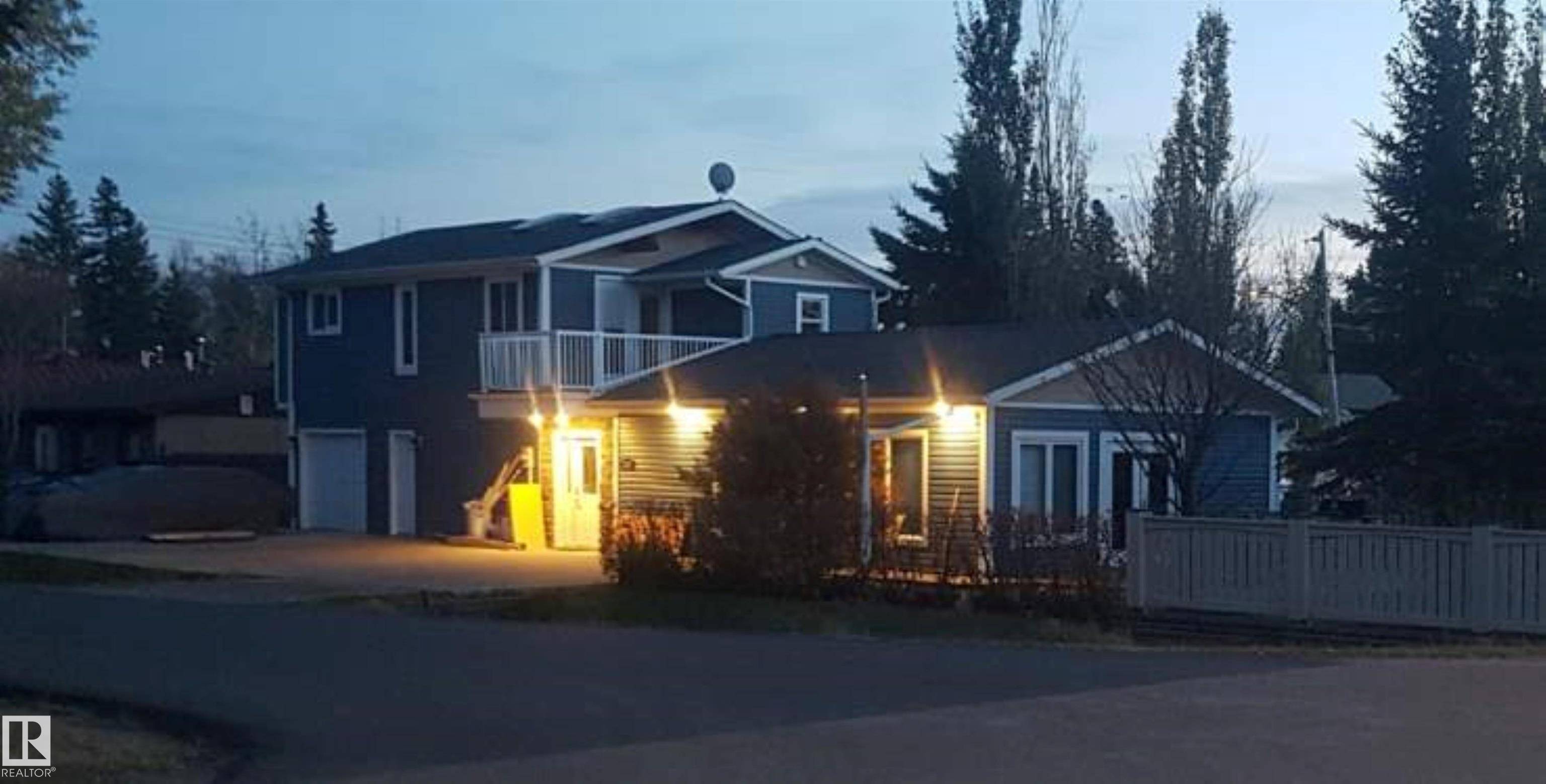 Rural Lac Ste. Anne County, AB T0E 0A0,5503 50 AV