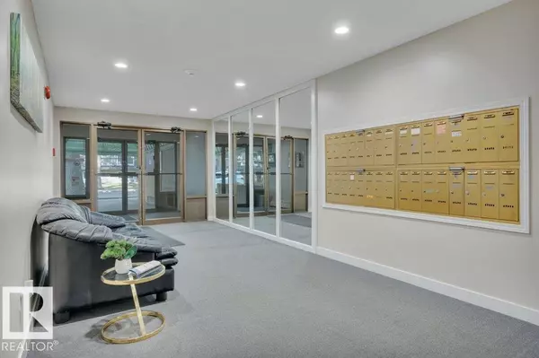 Edmonton, AB T5H 1X5,#203 10421 93 ST NW