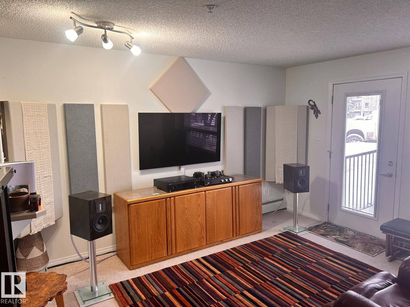 Edmonton, AB T6R 0E1,#1118 7339 South Terwillegar Drive NW NW