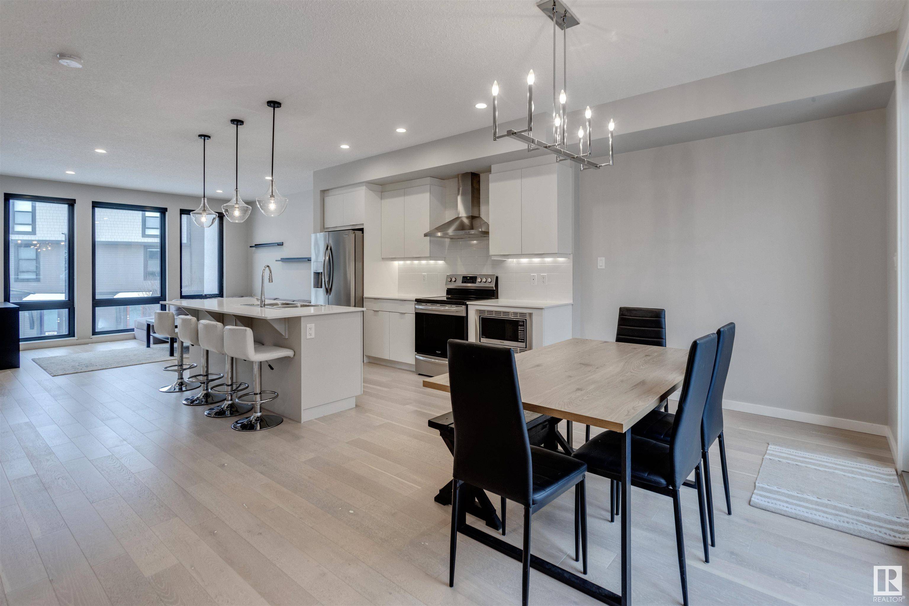 #7 1304 Rutherford RD SW, Edmonton, AB T6W 0B4