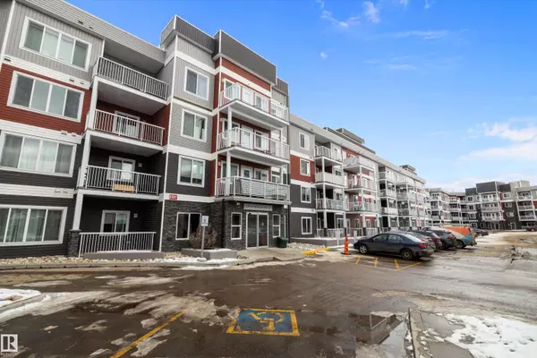 Edmonton, AB T6W 2K6,422 1820 RUTHERFORD RD SW