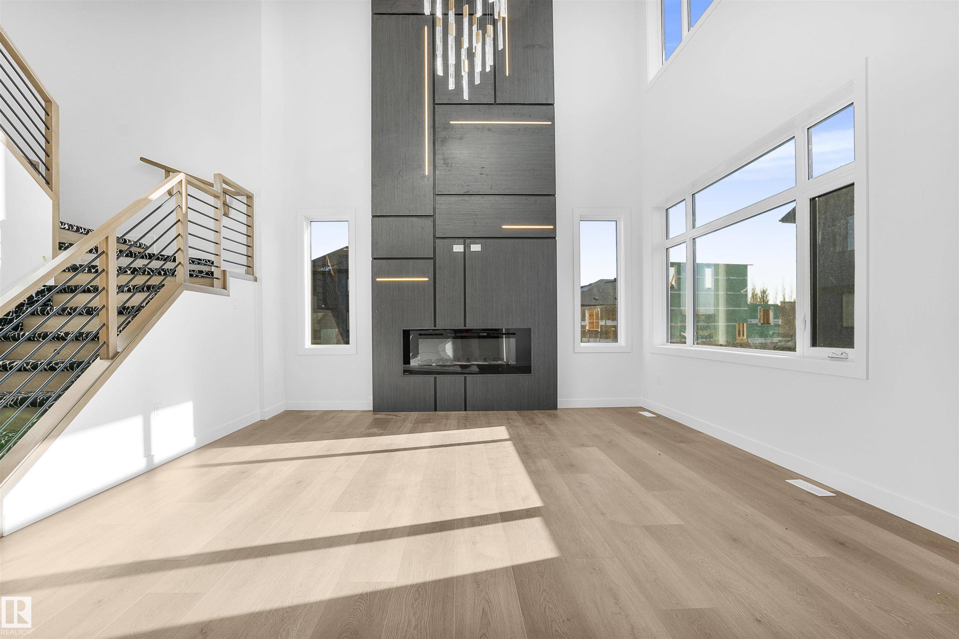 Edmonton, AB T5Y 4J1,16503 3 ST NE