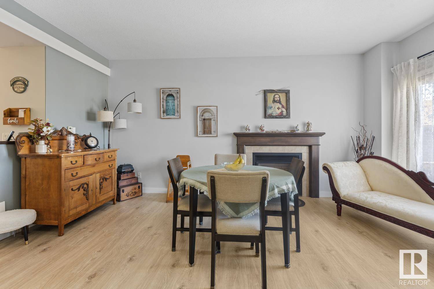 Cold Lake, AB T9M 0C1,5 Sweetgrass PL