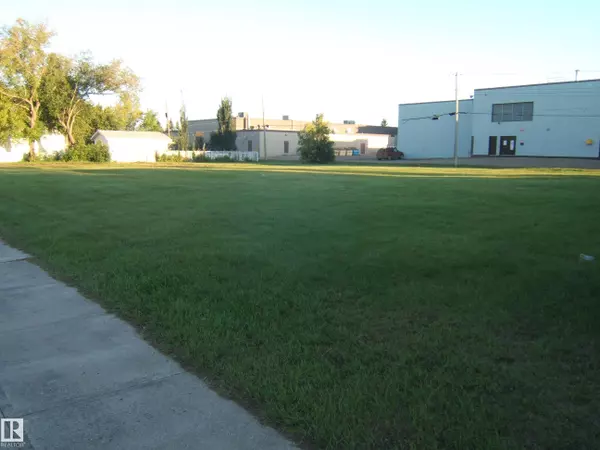 Vegreville, AB T9C 1K8,4781 49 AV