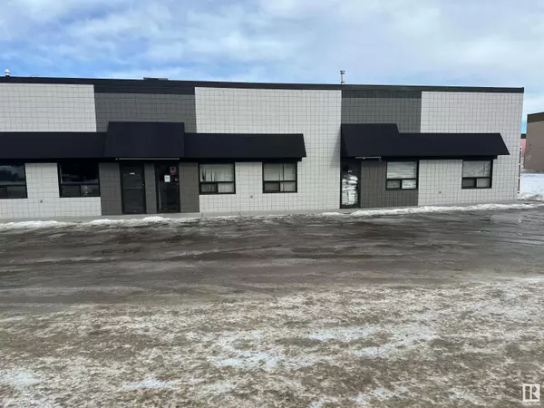 473 Sioux RD NW, Sherwood Park, AB T8A 4H2