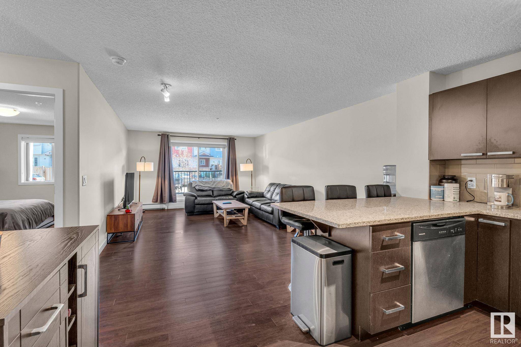 #106 14808 125 ST NW, Edmonton, AB T5X 0G1