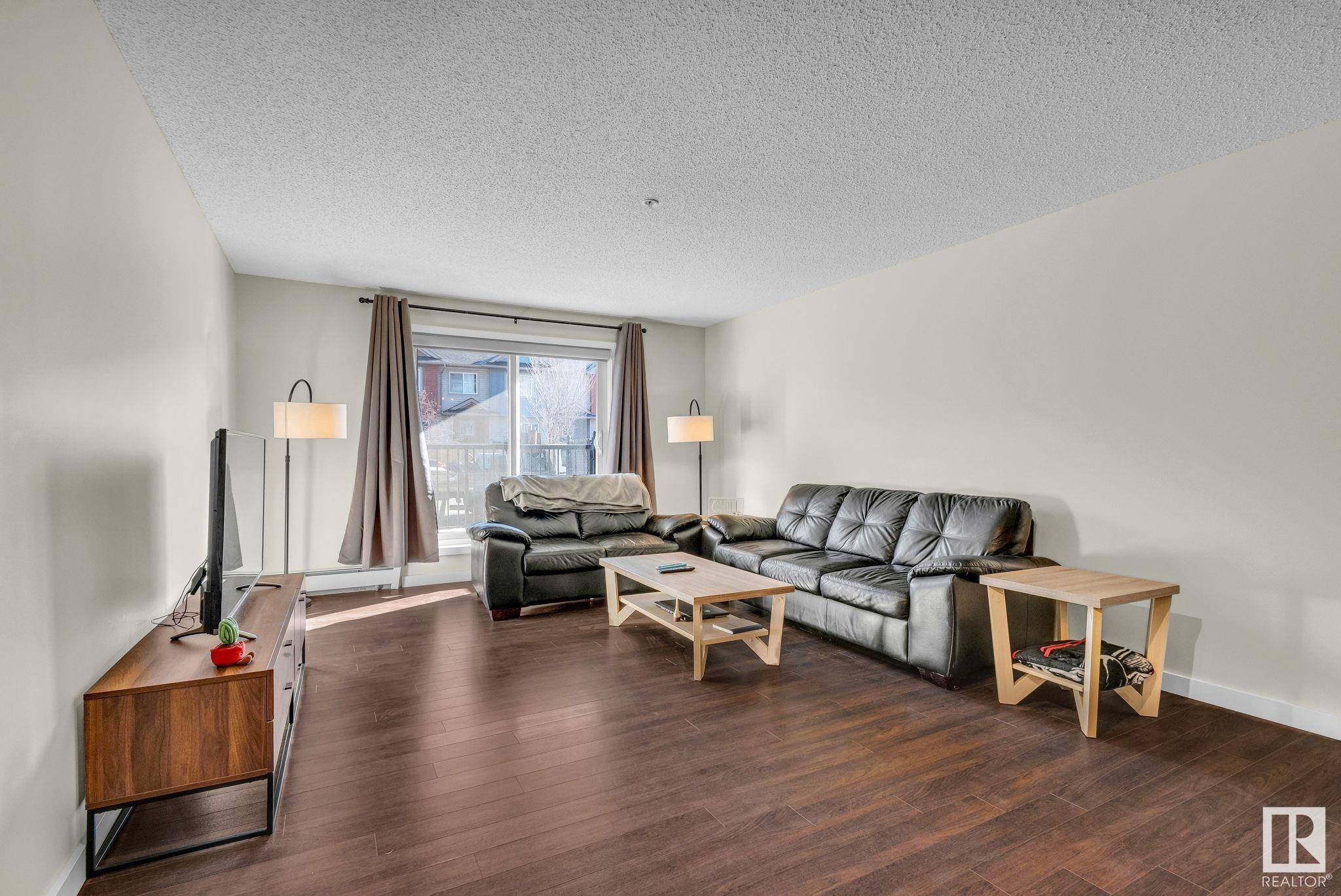 Edmonton, AB T5X 0G1,#106 14808 125 ST NW