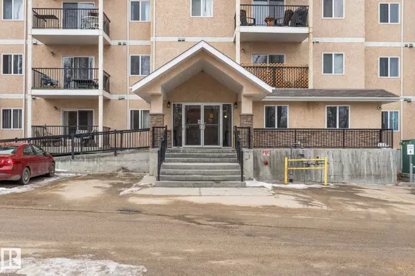 Stony Plain, AB T7Z 0C6,#403 4903 47 AV