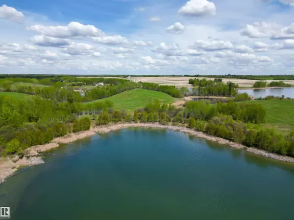 Rural Parkland County, AB T0E 0H0,2 52313 Twp Rd 24