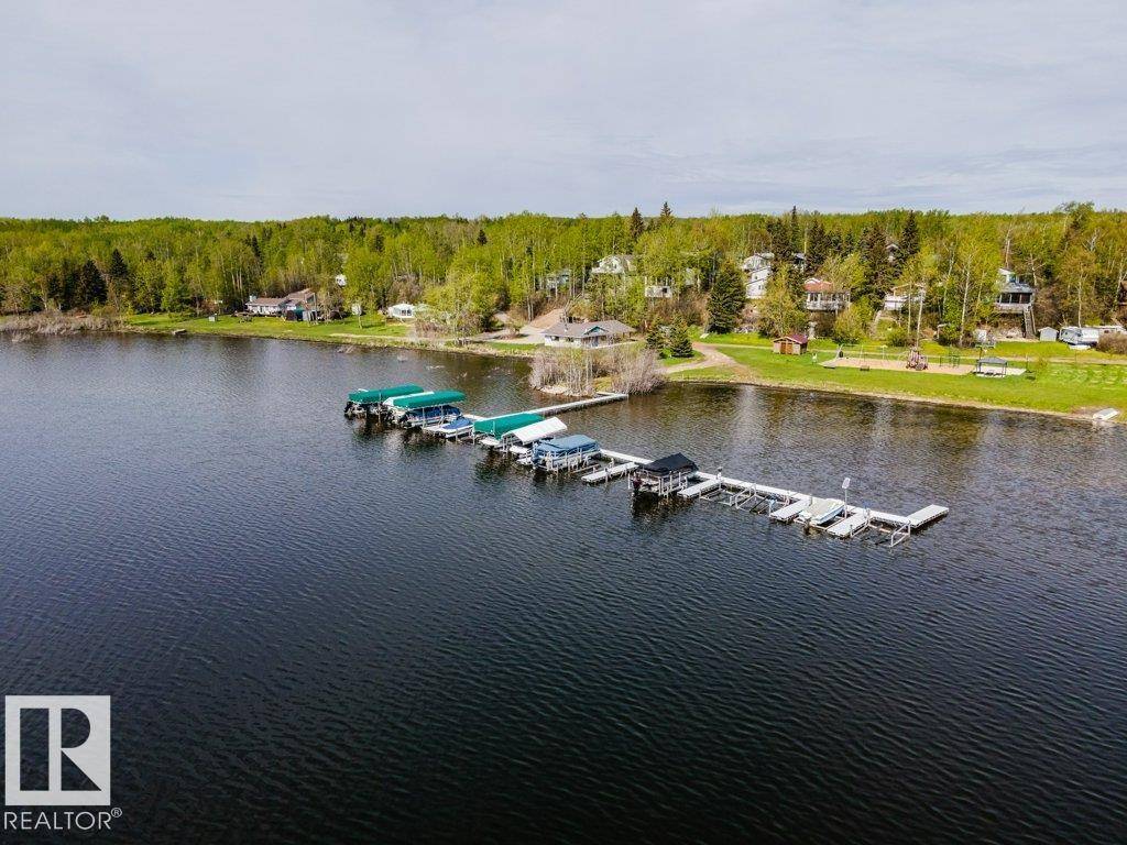 Rural Lac Ste. Anne County, AB T0E 0X0,14 Spruce RD