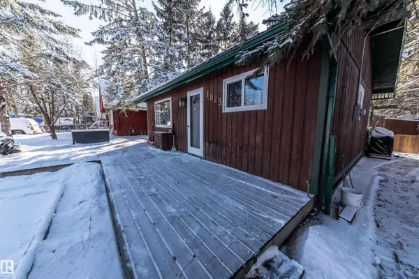 Rural Lac Ste. Anne County, AB T0E 1A0,1823 Cove CR