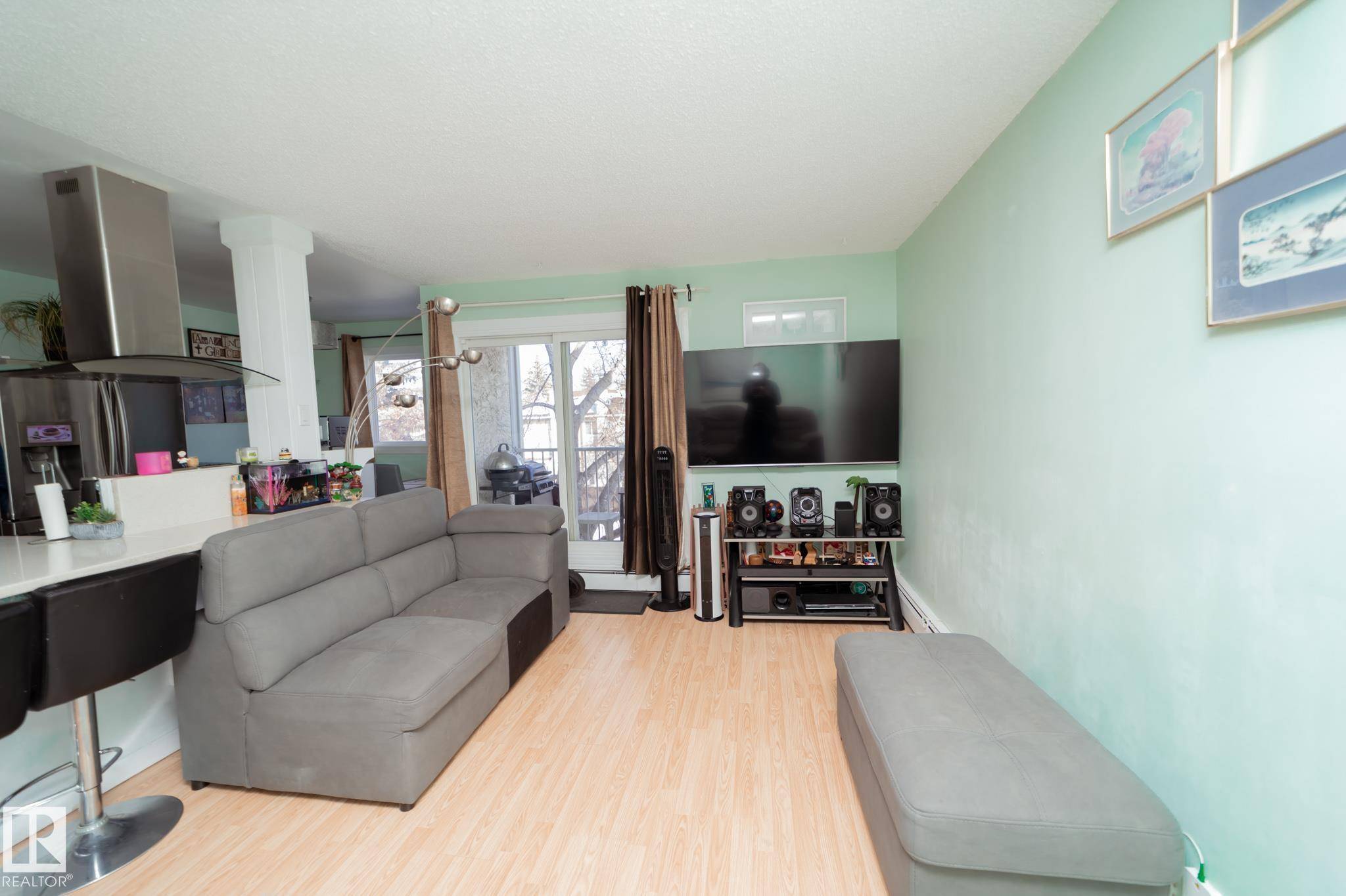 Edmonton, AB T6J 3V5,#48 11245 31 AV NW