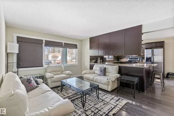 Evansburg, AB T0E 0T0,5035 48 AV